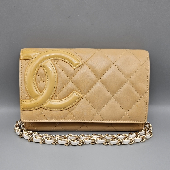 CHANEL Handbags - 💛CHANEL Cambon Wallet/Clutch💛